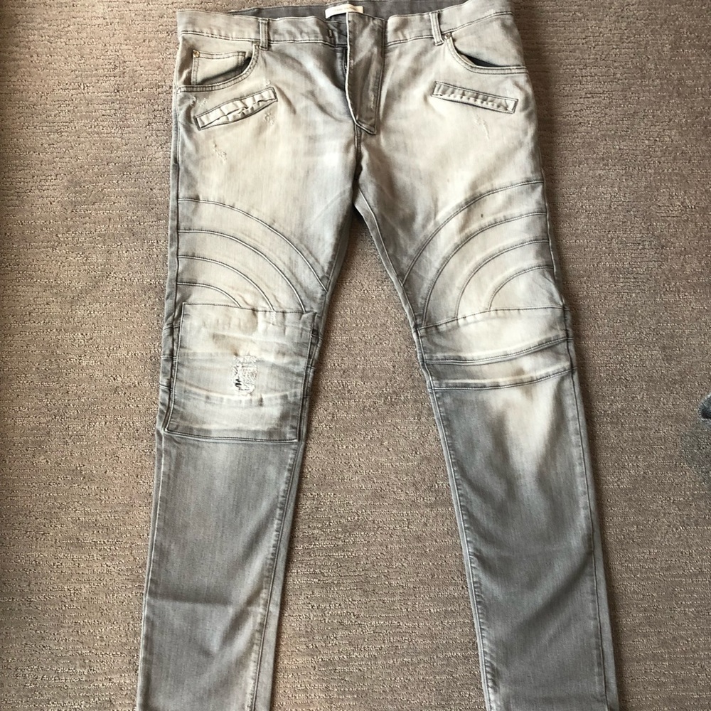 Pierre Balmain men’s jeans. Gray. Size 40.